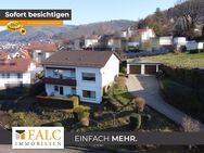 Freistehendes Einfamilienhaus mit großer Doppelgarage - Eberbach