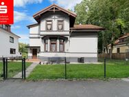 Bremen-Blumenthal: Historische Stadtvilla mit Nebengebäude, Garage und großem Carport in guter Lage - Bremen