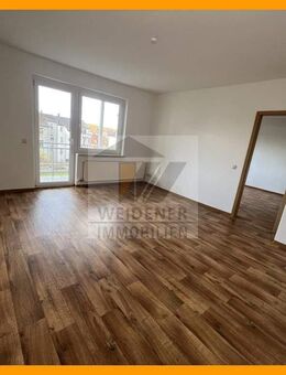 Schicke 3-Raum Wohnung mit modernem Bad, Balkon und Gartennutzung in ruhiger Anliegerstraße! - Gera