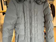 Damen Winterjacke „Wellensteyn“ - neu ungetragen - Dettelbach Zentrum