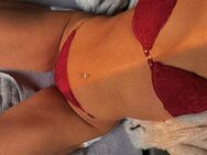 ❤️💋💕 Vicky (18) Neu Besuchbar ❤️ ich bin super eng und dauergeil 💦💕😘 - Lüneburg