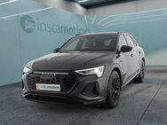 Audi Q8, S line quattro 21, Jahr 2023 - München