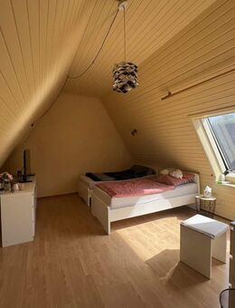 Wohnen mit Dachterrasse - Großzügige 4-Zimmer-Wohnung im Herzen von Peine - Peine