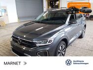 VW T-Roc, 1.5 TSI MOVE, Jahr 2023 - Wiesbaden