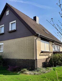 Verklinkertes 2-FH in Fertigbauweise mit Vollkeller auf tollem Grundstück in ruhiger Lage in Velber - Seelze