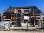 IM BAU | Gemütliche Dachgeschosswohnung mit Hobbyraum im Speichergeschoss, Terrasse und Balkon - München