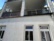Objekt-Nr.: 4225 - schöne vermietete 4-Zimmer-Maisonette-ETW im EG und 1.OG mit Gäste-WC, Wanne und Balkon im Zentrum von Plauen - Plauen