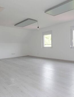 Helle 4 Zimmer-Wohnung - Nordheim