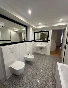 Exkl. 3-Raum, Erstbezug 115m²+ Garten, nur 6-WE, gr. Grundstück, Marmor, Klima, Parkett, Bidet - Berlin