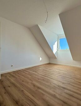 NEUBAU DACHGESCHOSSWOHNUNG IN MÜHLBURG MIT FLAIR - Karlsruhe