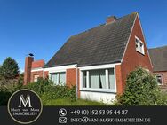 Großes Einfamilienhaus, teilrenoviert, ca. 130 qm Wohnfläche, 5 Zimmer, ca. 774 qm Gundstück - Weener