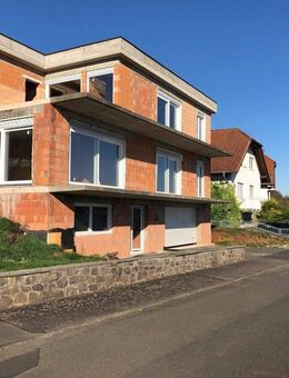 Zweifamilienhaus im Rohbau. Hervorragende Lage mit traumhafter Aussicht in Nidda - Nidda