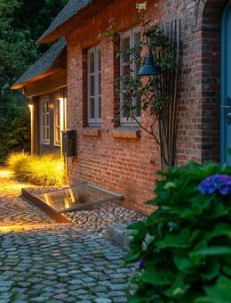 Reetgedecktes Friesenhaus * Kaminofen * traumhaftes Grundstück * Gartensauna * - Midlum (Schleswig-Holstein)