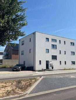 Mehrfamilienhaus mit Gewerbeeinheit / Praxis / Büro - Erkelenz