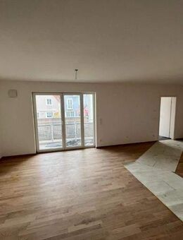 Großzügige 2-Zimmer-Wohnung mit 2 Balkonen im Zentrum von Mammendorf - Mammendorf