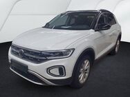 VW T-Roc, 1.5 TSI Style Dig, Jahr 2023 - Hannover
