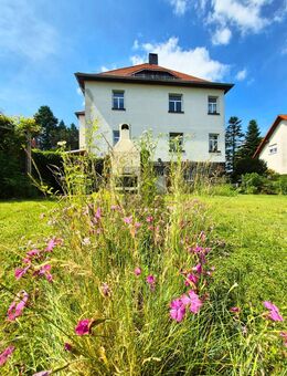 Wilthen - Charmantes MFH mit 3 WE inkl. Garten und Sauna für Kapitalanleger oder Eigennutzer - Wilthen