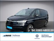 VW T7 Multivan, 2.0 TSI Multivan Style LÜ 150KW, Jahr 2023 - Schwerin