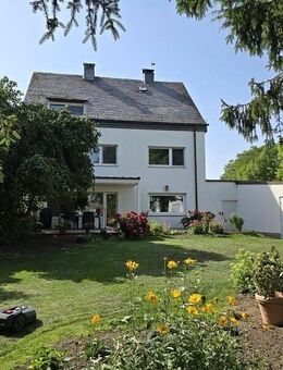 Einfamilienhaus mit herrlichem Garten und Garage im Herzen der Bierstadt-Bitburg! - Bitburg