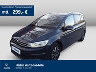 VW Touran, 2.0 TDI Active, Jahr 2022 - Wendlingen (Neckar)