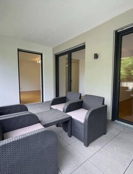 Neuwertige Fünf-Zimmer-Etagenwohnung mit Top-Ausstattung - barrierefrei - Frankfurt (Main)