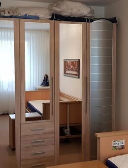 Schlafzimmerschrank günstig abzugeben - Bad Salzuflen