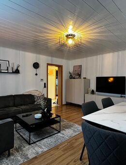 3 Zimmer-Wohnung mit Balkon und Außenstellplatz in Esslingen-Weil - Esslingen (Neckar)