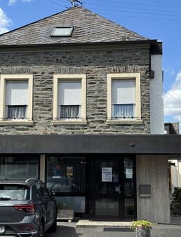 Zwei zentral gelegene Wohnhäuser mit Garage und Garten - Mülheim (an der Mosel)