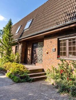Zweifamilienhaus, riesig groß, sofort frei! - Worpswede