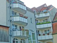 Sonnige 3-Raum-Wohnung mit Balkon und Fahrstuhl - Schmölln