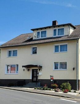 !PROVISIONSFREI! Haus in Staufenberg-Sichelnstein: OG/DG-Whg. (203 m², Wintergarten/Balkon - oder 2 Wohnungen) & EG-Whg. (111 m²) ++ Fahrstuhl, Doppel - Staufenberg (Niedersachsen)