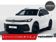 VW Tiguan, 1.5 l R-Line eHybrid OPF ( 177 ), Jahr 2022 - Würzburg