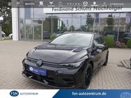 VW Golf, 2.0 l TSI R BLACK EDITION, Jahr 2022 - Rostock