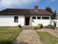 31558 Hagenburg-Altenhagen, Bungalow auf großem Grundstück - Hagenburg