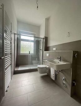 *Balkon*Erdgeschoss*Erstbezug nach Sanierung* - Essen