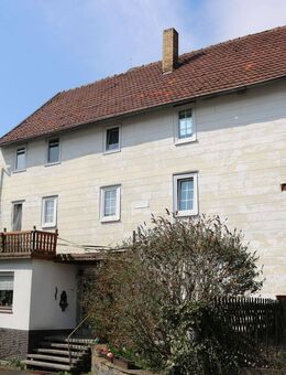 Großes, vermietetes Einfamilienhaus mit Nebengebäuden zur Kapitalanlage oder zum Eigennutz - Homberg (Efze)