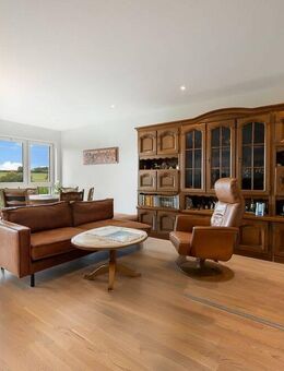 Lichtdurchflutete 3-Zimmer-Wohnung mit hochwertiger Ausstattung in Feldrandlage - Bad Vilbel