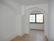 Einfache, kleine Singlewohnung mit neuem Laminatboden & Dusche inmitten der "Meißner Altstadt" - Meißen