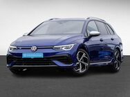 VW Golf Variant VIII 2.0 R 4X4 CAM ACC LM18 NAVI - Bergkamen