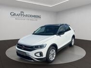 VW T-Roc, 1.5 TSI Style Style, Jahr 2023 - Bruchsal