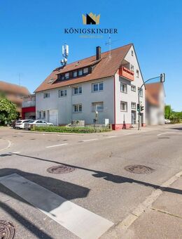Attraktives Mehrfamilienhaus, zwei großzügigen Wohneinheiten, gewerblichem Bereich, Ausbaupotenzial - Weinstadt