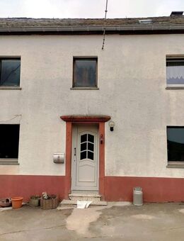Bauernhaus mit großer Bruchsteinscheune, Stallungen, in Heisdorf, Verbandsgem. Prüm in RLP - Heisdorf