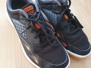 Sportschuhe Jugend / Herren Gr. 42 Hallensport Schulsport - Essen