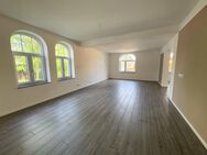 Stylische Erdgeschosswohnung mit eigenem Garten in ruhiger Lage von Lauter - Lauter-Bernsbach