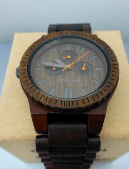 Herrenarmbanduhr aus Holz "WeWood" neu - Weil (Rhein) Zentrum