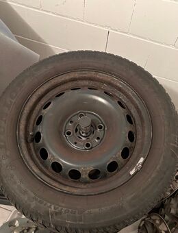 Winterreifen / Stahlfelgen : Fiat 500 - Meerbusch