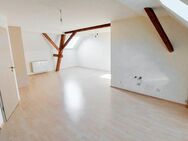 Helle attraktive 3- Zimmer Wohnung im ersten OG mit Blick ins Grüne - Pöttmes