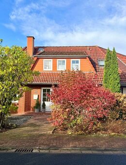 Familienidyll mit Stil: große Doppelhaushälfte am Ortsrand mit Garten, Teich und viel Wohnkomfort - Landesbergen