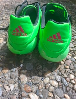 Adidas Fußball schuhe - Pegnitz
