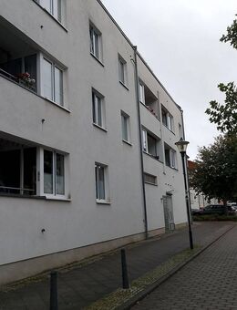 2 Zimmer Erdgeschosswohnung in Prenzlau mit Balkon - Prenzlau